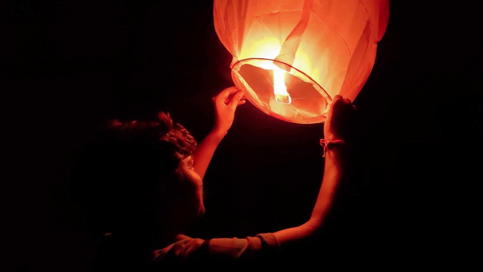 fête des lanternes en thailande